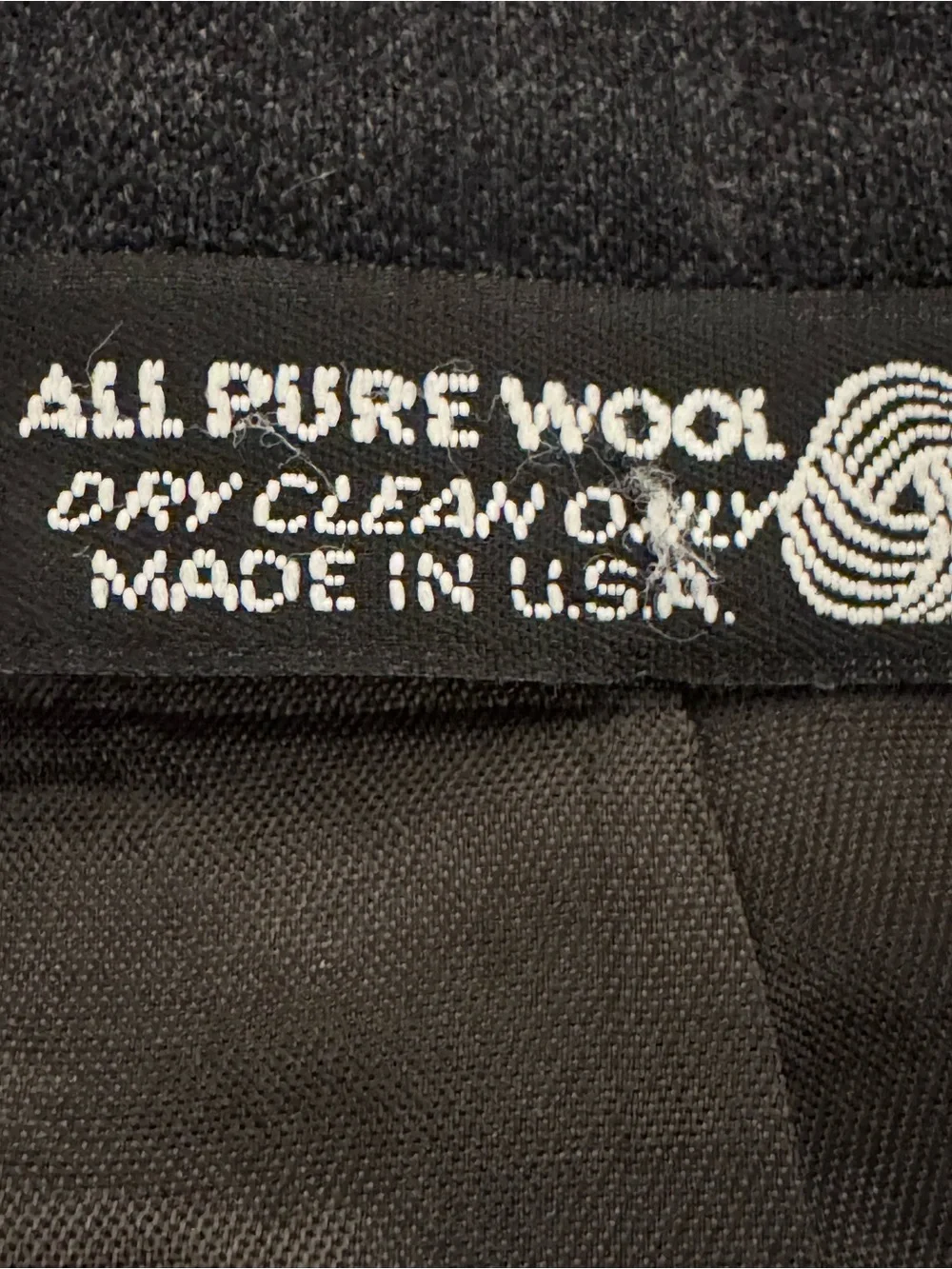 Planteen & Krogh Men's Charcoal Gray Wool Blazer - Size 38S  b16